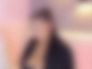 Live cam show with Elisa Castrillon - Ebony Petite on Soda Cam