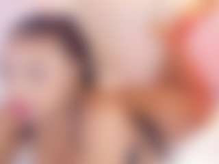 Live cam show with Elisa Castrillon - Double Penetration on TeamSkeetLive