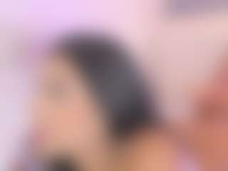 Live cam show with Elisa Castrillon - Latina Petite on Camsoda | colombia