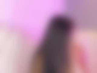 Live cam show with Elisa Castrillon - Brown Eyes Black on Chatstar