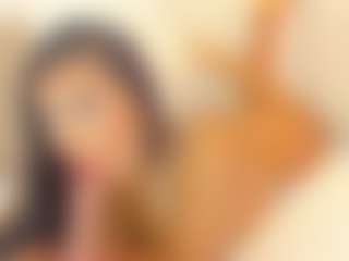 Live cam show with Elisa Castrillon - Ass Bouncing on Camsoda