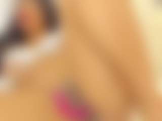Live cam show with Elisa Castrillon - Amateur Big Tits on SquirtSoMuch