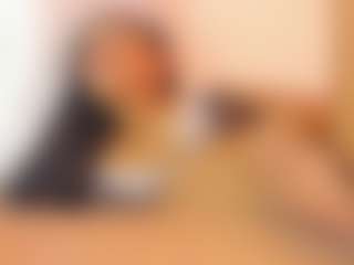Live cam show with Elisa Castrillon - Ebony Toys on Camsoda