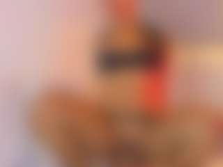Live cam show with Elisa Castrillon - Full Nudity on madthumbs