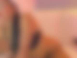 Live cam show with Elisa Castrillon - Black Amateur on xxxlivecams.org