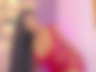 Live cam show with Elisa Castrillon - Double Penetration on Camsoda