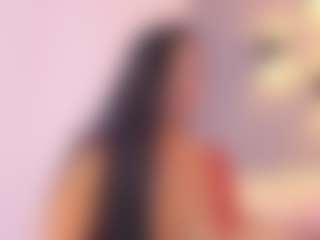 Live cam show with Elisa Castrillon - Handjob on Camsoda