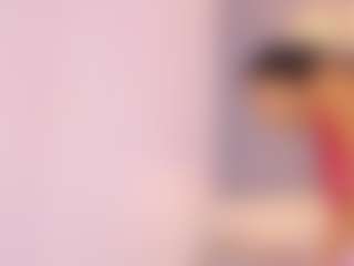 Live cam show with Elisa Castrillon - Spank on Camsoda