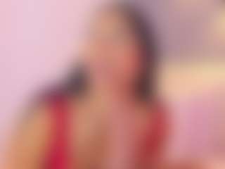 Live cam show with Elisa Castrillon - Black Blowjob on Camsoda