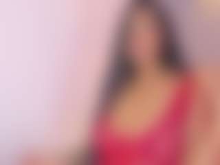 Live cam show with Elisa Castrillon - Ebony HD on Camsoda