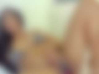 Live cam show with Elisa Castrillon - Ebony Squirt on Camsoda