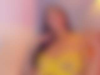 Live cam show with Elisa Castrillon - Fuck Machine on Camsoda