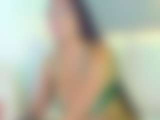 Live cam show with Elisa Castrillon - Big Ass on CamSodaAdn