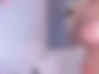 Live cam show with Elisa Castrillon - Dirty Talk on hotwifechat.live