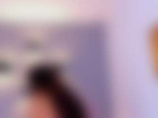 Live cam show with Elisa Castrillon - Fingering on Fling VIP Chat