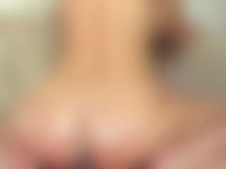 Live cam show with hot69milf1 - Middle Aged on CamwithHer