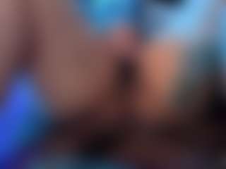 miacanelaxo's Live Sex Cam Show
