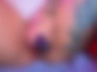 miacanelaxo's Live Sex Cam Show