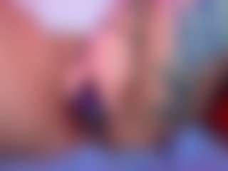 miacanelaxo's Live Sex Cam Show