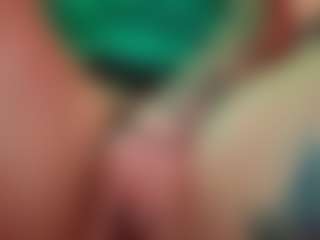 Live cam show with miacanelaxo - Bedroom Brown Hair on parknlotfishbdy