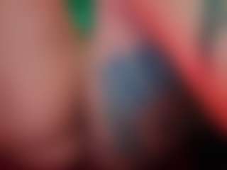 Live cam show with miacanelaxo - Tittyfuck on makecum.org