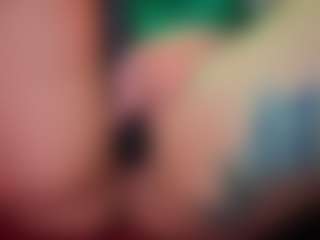 Live cam show with miacanelaxo - Fingers on crypto-cams