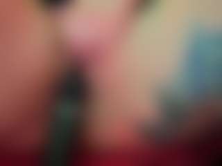 Live cam show with miacanelaxo - Gagging on Camsoda