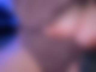 miacanelaxo's Live Sex Cam Show