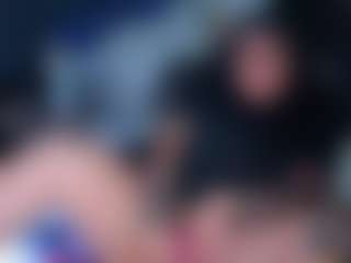 Live cam show with miacanelaxo - Bikini on SinfulBabes