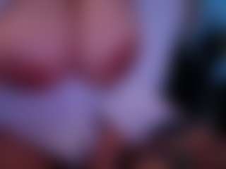 miacanelaxo's Live Sex Cam Show