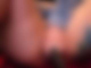 miacanelaxo's Live Sex Cam Show