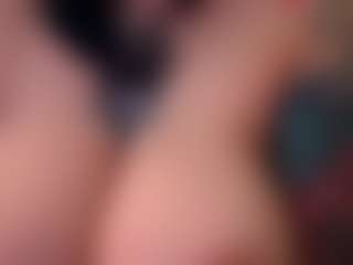 Live cam show with miacanelaxo - Foot Fetish Curvy on Fling VIP Chat
