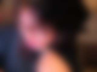 miacanelaxo's Live Sex Cam Show