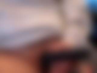 miacanelaxo's Live Sex Cam Show