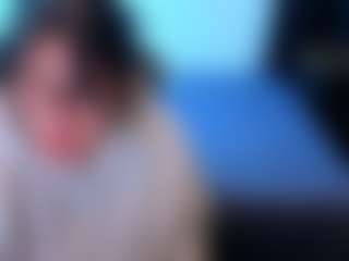 Live cam show with miacanelaxo - Bedroom on livesuperchat.net