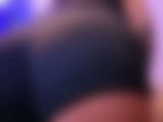 miacanelaxo's Live Sex Cam Show