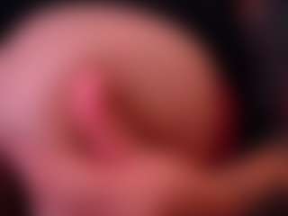 miacanelaxo's Live Sex Cam Show