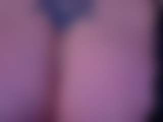 miacanelaxo's Live Sex Cam Show