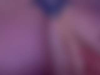 miacanelaxo's Live Sex Cam Show