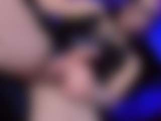 YarethRouss's Live Sex Cam Show