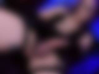 YarethRouss's Live Sex Cam Show