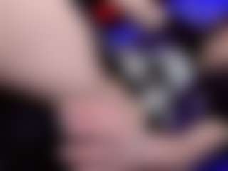 Live cam show with YarethRouss - HD on Camsoda