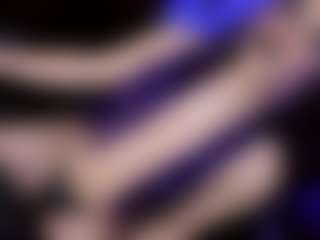 Live cam show with YarethRouss - Smoking on madthumbs