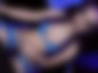 YarethRouss's Live Sex Cam Show