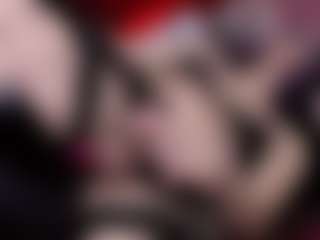 Live cam show with YarethRouss - Tease on TeamSkeetLive