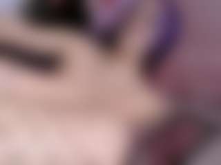 Live cam show with YarethRouss - Drinking on crypto-cams