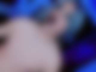 Live cam show with YarethRouss - Drinking on Milfs Live
