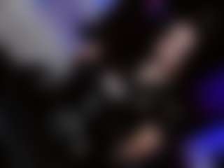 Live cam show with YarethRouss - Tease on Dolls Live