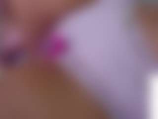 Live cam show with Good Girl - Thong on SpunkLive