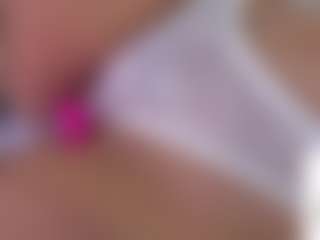 Live cam show with Good Girl - Underwear on Big Tits